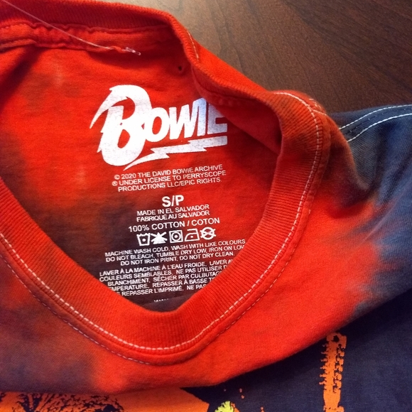 David Bowie tie-dyed t-shirt NWT 🎤🎸🎼 - Picture 5 of 5